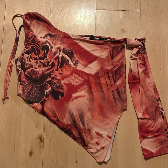 Jaded London Asymmetric Rose Print One Shoulder Top Size US 12 - Picture 4 of 7